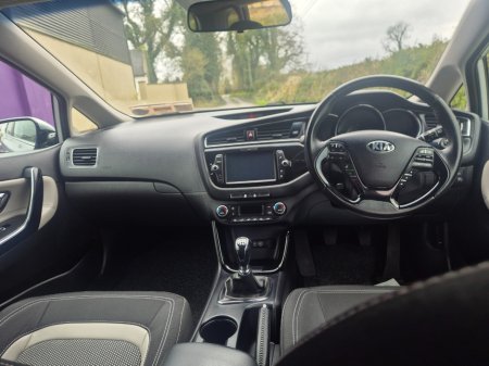 2018 Kia Ceed - thumbnail 6