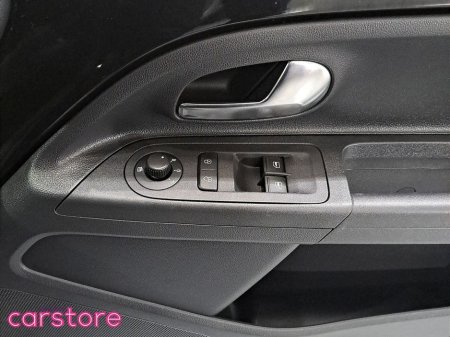 2017 Volkswagen up! - thumbnail 17