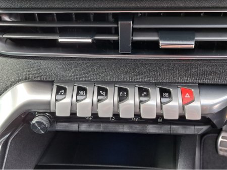 2022 Peugeot 3008 - thumbnail 23