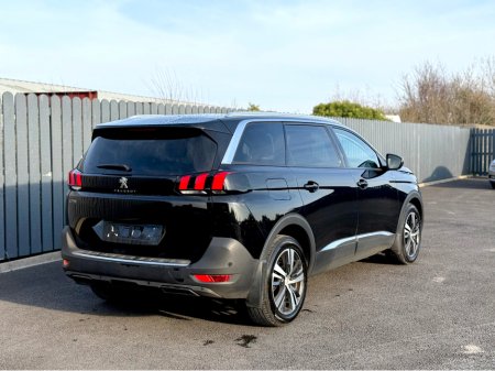 2019 Peugeot 5008 - thumbnail 1