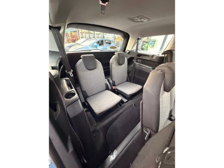 2015 Citroen Grand C4 Picasso - view 3