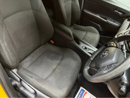 2018 Toyota C-HR - thumbnail 9