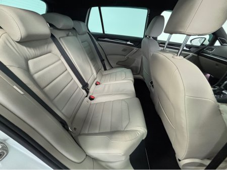 2019 Volkswagen Golf *VOLKSWAGEN GOLF TSI* *LOW MILEAGE* *HEATED LEATHER ELECTRIC SEATS* *WIDE PRONAV SCREEN* *REVERSE CAMERA* *PARKING SENSORS* *DSG AUTOMATIC* *FINANCE AVAILABLE* *TRADE INS WELCOME* €21,950 thumbnail