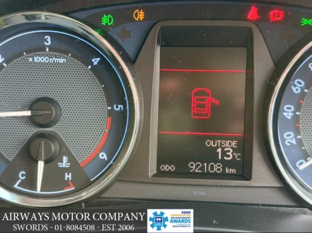 2016 Toyota Corolla - thumbnail 25