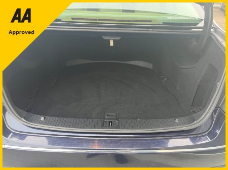 2010 Mercedes-Benz E Class - thumbnail 12