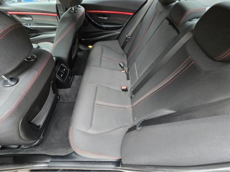 2016 BMW 3 Series - thumbnail 15