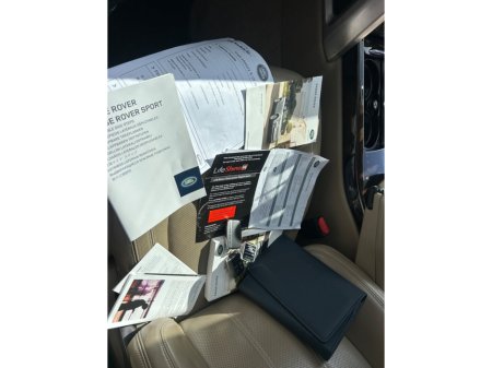 2017 Land Rover Range Rover - thumbnail 9