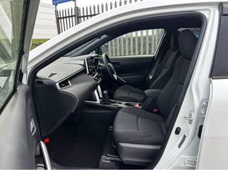 2022 Toyota Corolla Cross Self Charging Hybrid €29,995 thumbnail