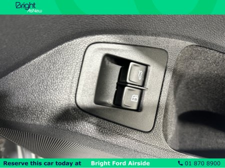 2023 Volkswagen Tiguan - thumbnail 21