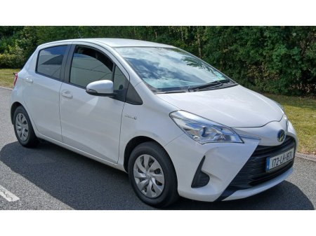 2017 Toyota Vitz HYBRID 1.5 5dr €10,945