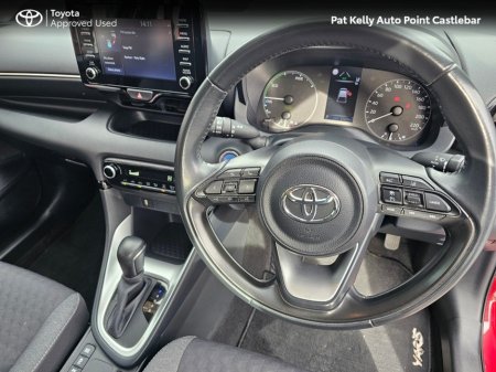 2021 Toyota Yaris - thumbnail 9