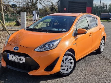 2017 Toyota Aqua - thumbnail 4