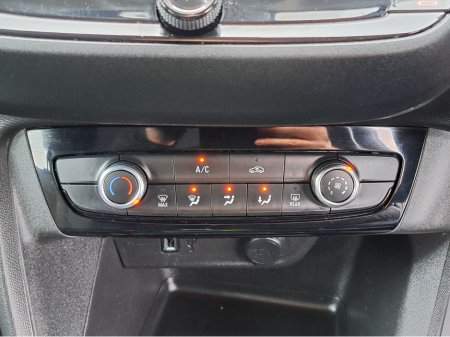 2022 Opel Corsa SC 1.2 75BHP **LED HEADLIGHTS** €16,500 thumbnail