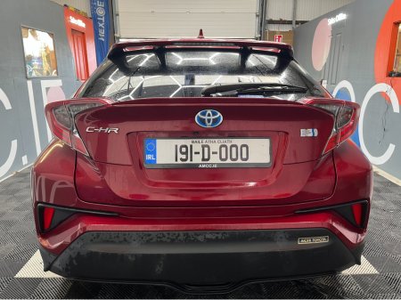 2019 Toyota C-HR 2019 TOYOTA C-HR G 1.8 AUTOMATIC / CRUISE CONTROL / REVERSE CAMERA / HEATED SEATS AND MORE thumbnail