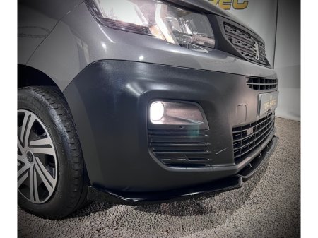 2020 Peugeot Partner 2020 Peugeot partner NEW MODEL 1.6Hdi 3 Seater professional €14,800