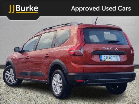 2024 Dacia Jogger TCe 110 Expression €23,950 thumbnail