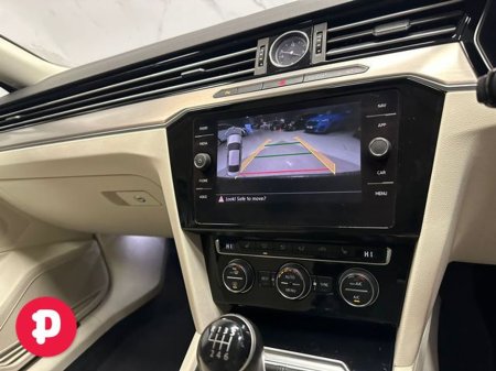 2018 Volkswagen Passat Highline 1.6TDI 120HP 4DR - Straight Sale Discount €19,950 thumbnail