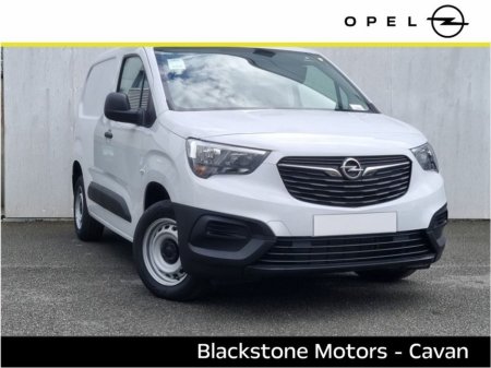 2025 Opel Combo  €28,950