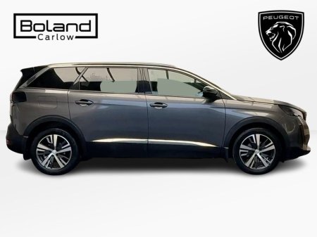 2024 Peugeot 5008 - view 4