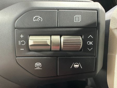 2025 Kia EV4 - thumbnail 12