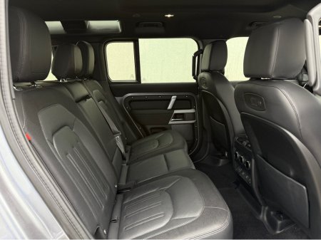 2021 Land Rover Defender - thumbnail 9