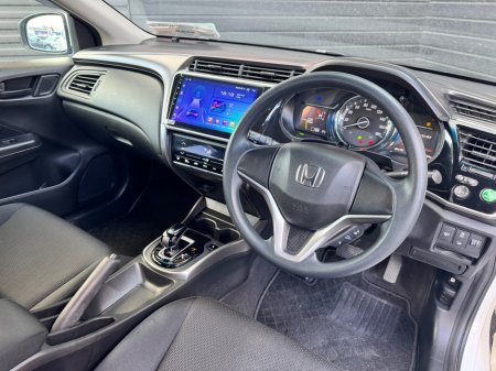2019 Honda Grace - thumbnail 12