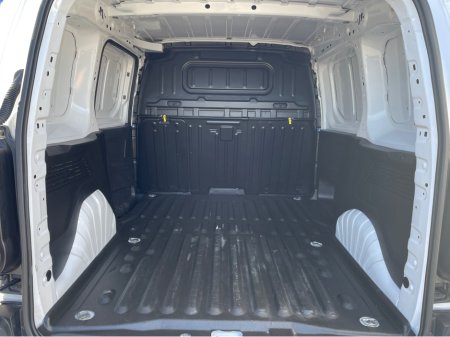 2024 Peugeot Partner - thumbnail 12