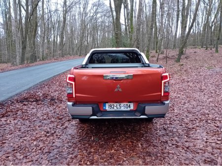 2019 Mitsubishi L200 " INTENSE " 6 SPEED 4DR 2.3 DID  4x4  6 SPEED @ REDDY2DRIVE LTD €25,000 thumbnail