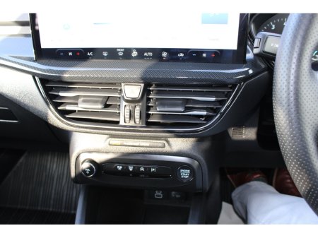 2024 Ford Focus ST-Line 1.0L EcoBoost 125PS mHEV €27,950 thumbnail