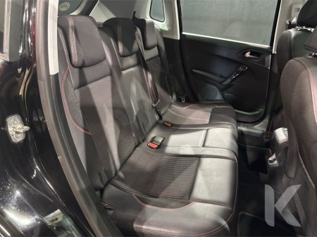 2016 Peugeot 2008 - thumbnail 12