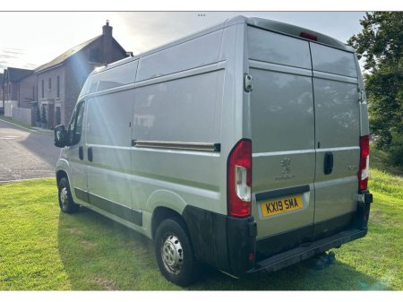 2019 Peugeot Boxer 335 PRO L2H2 BLUE H HDI PROFESSIONAL P/V €9,950