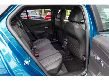 2026 Peugeot 2008 2026 Peugeot 2008 Electric 156bhp (54 kWh) Allure thumbnail