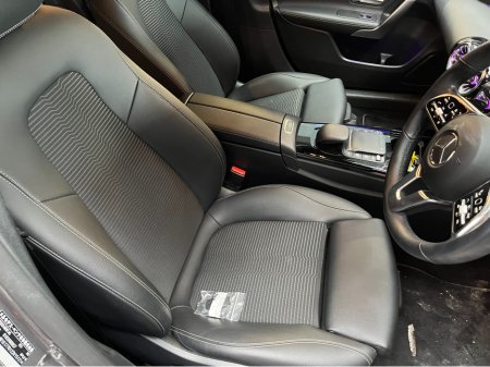 2022 Mercedes-Benz A Class - thumbnail 10