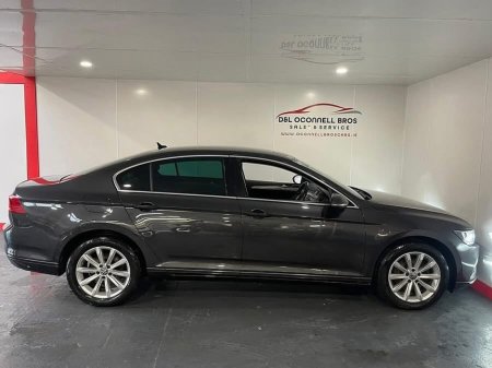 2022 Volkswagen Passat BUSINESS 2.0 TDI MANUAL 6SPEED FWD 150 4DR €27,900