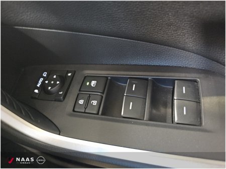 2025 Toyota Rav4 - thumbnail 28