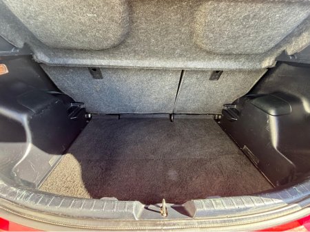 2012 Toyota Yaris 1.0 LUNA 4DR €4,950