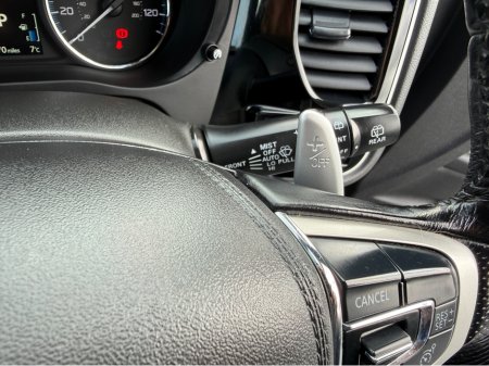 2016 Mitsubishi Outlander - thumbnail 25