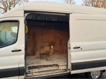 2017 Ford Transit 350 5DR €8,999 thumbnail