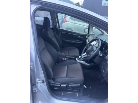 2016 Honda Fit  €10,950 thumbnail