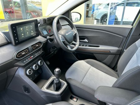 2024 Dacia Sandero - thumbnail 2