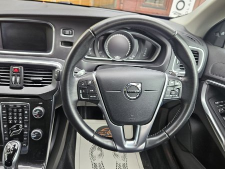 2016 Volvo V40 - thumbnail 27