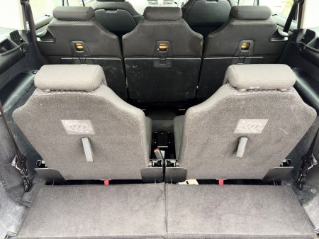 2010 Citroen C4 Picasso - thumbnail 10