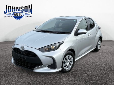 2020 Toyota Yaris - thumbnail 1