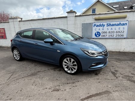 2017 Opel Astra - view 2