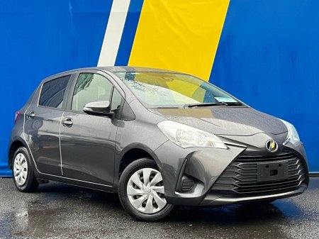 2018 Toyota Yaris 1.0 AUTO // FULL SERVICE HISTORY // REVERSE CAMERA // AIR CONDITIONING