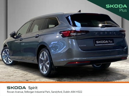 2025 Skoda Superb - thumbnail 3