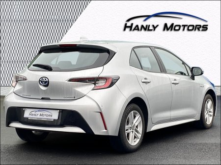 2021 Toyota Corolla HYBRID LUNA H/B AUTO A 4DR €16,995 thumbnail