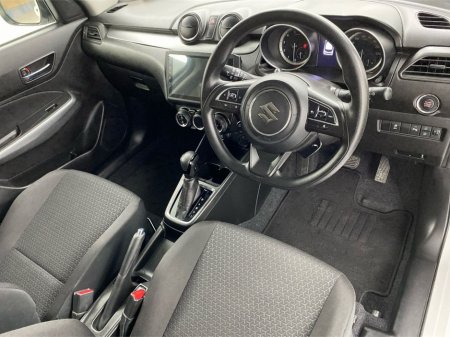 2022 Suzuki Swift - thumbnail 9