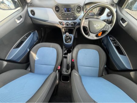 2017 Hyundai i10 DELUXE 4DR €9,450 thumbnail