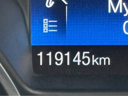 2016 Ford Focus - thumbnail 16